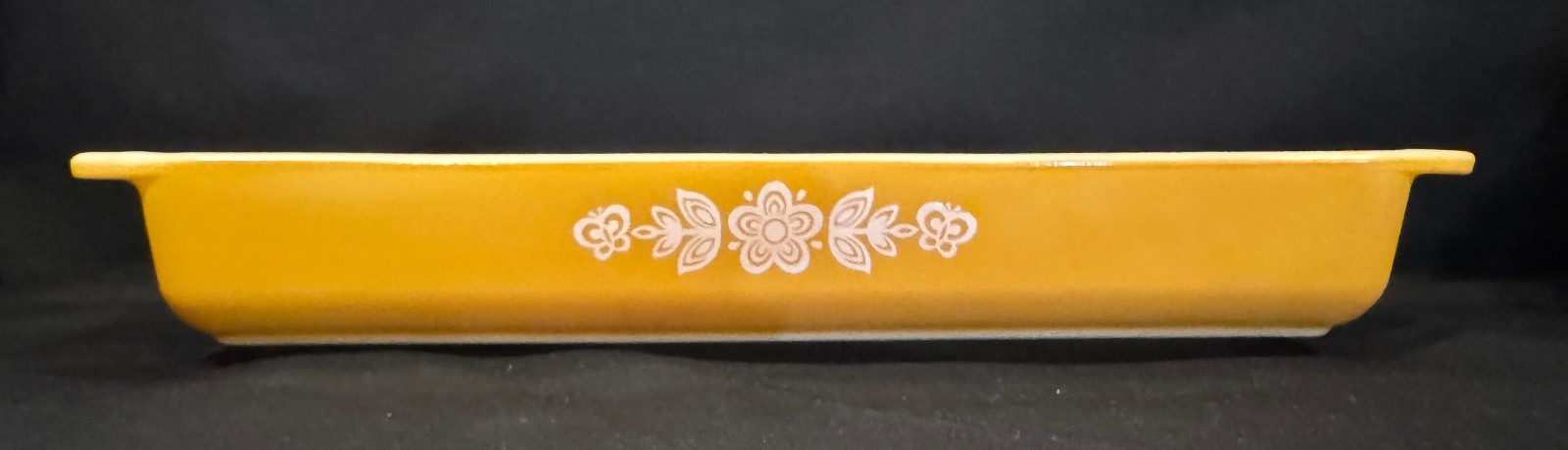 Vintage Pyrex Butterfly Gold #933 3 Qt Rectangular Baking Dish 13.5 x 8.75