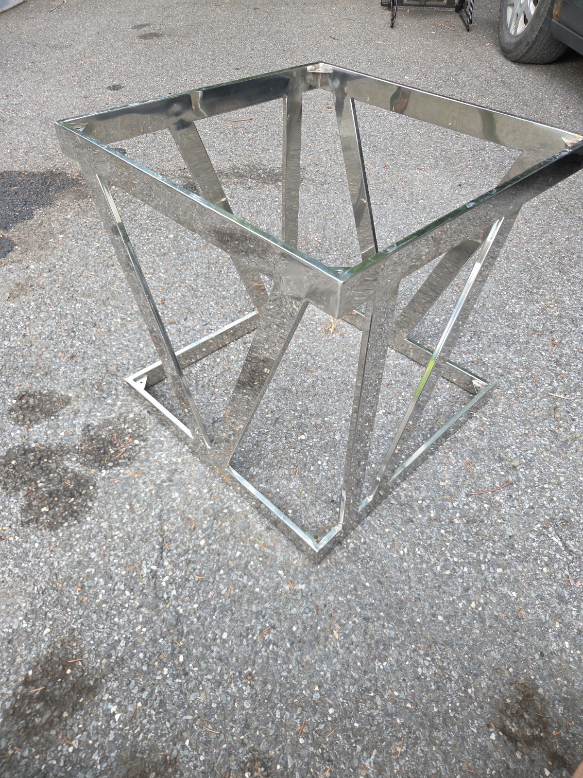 Vintage MCM Style Stainless Steel Chrome Side Table Geometric Vintage MCM Style Stainless Steel Chrome Side Table Geometric