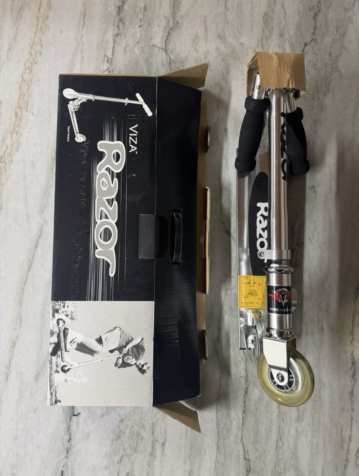 Y2K 2000 Razor Viza A1 MS-130 Silver/Clear Wheels NOS NEVER OPENED NEW IN BOX 