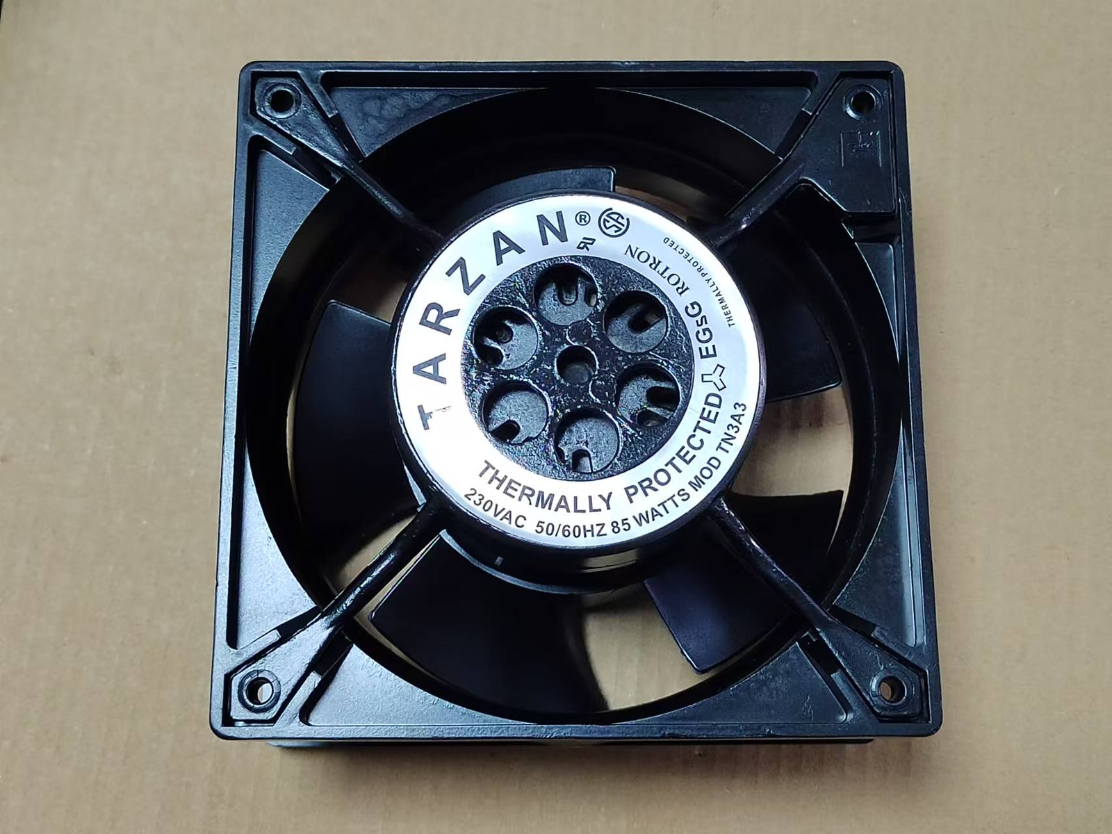 1pcs TARZAN TN3A3 18CM 18085 230V 85W large air volume cooling fan
