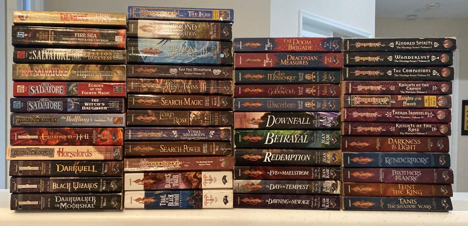 LOT 47 Dragonlance Paperback FANTASY TSR COMPLETE SETS ICEWALL DHAMON Dragons