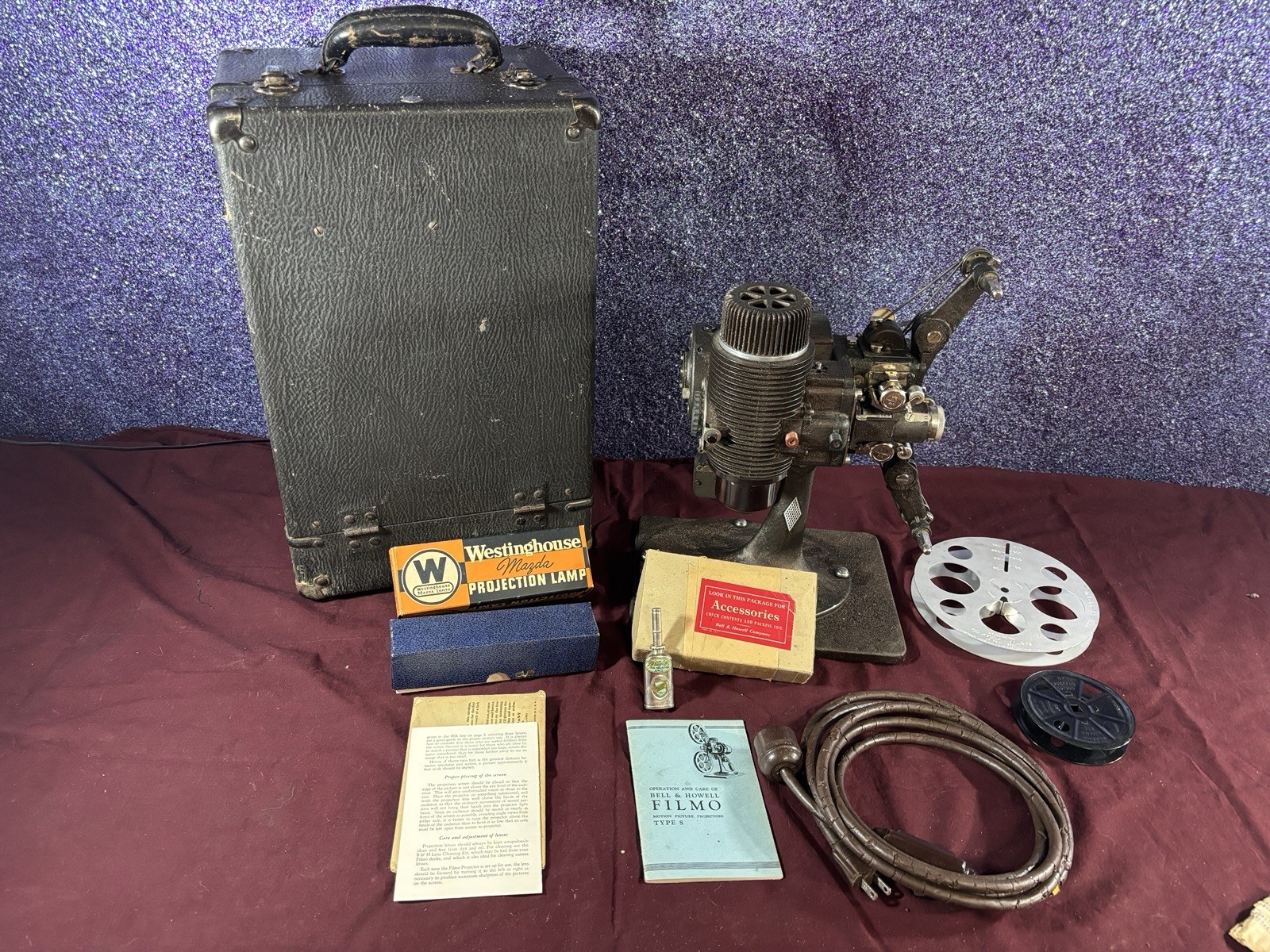 VINTAGE Art Deco 1930s Bell & Howell Filmo 57s 16mm Projector w/Case & Rare Acc