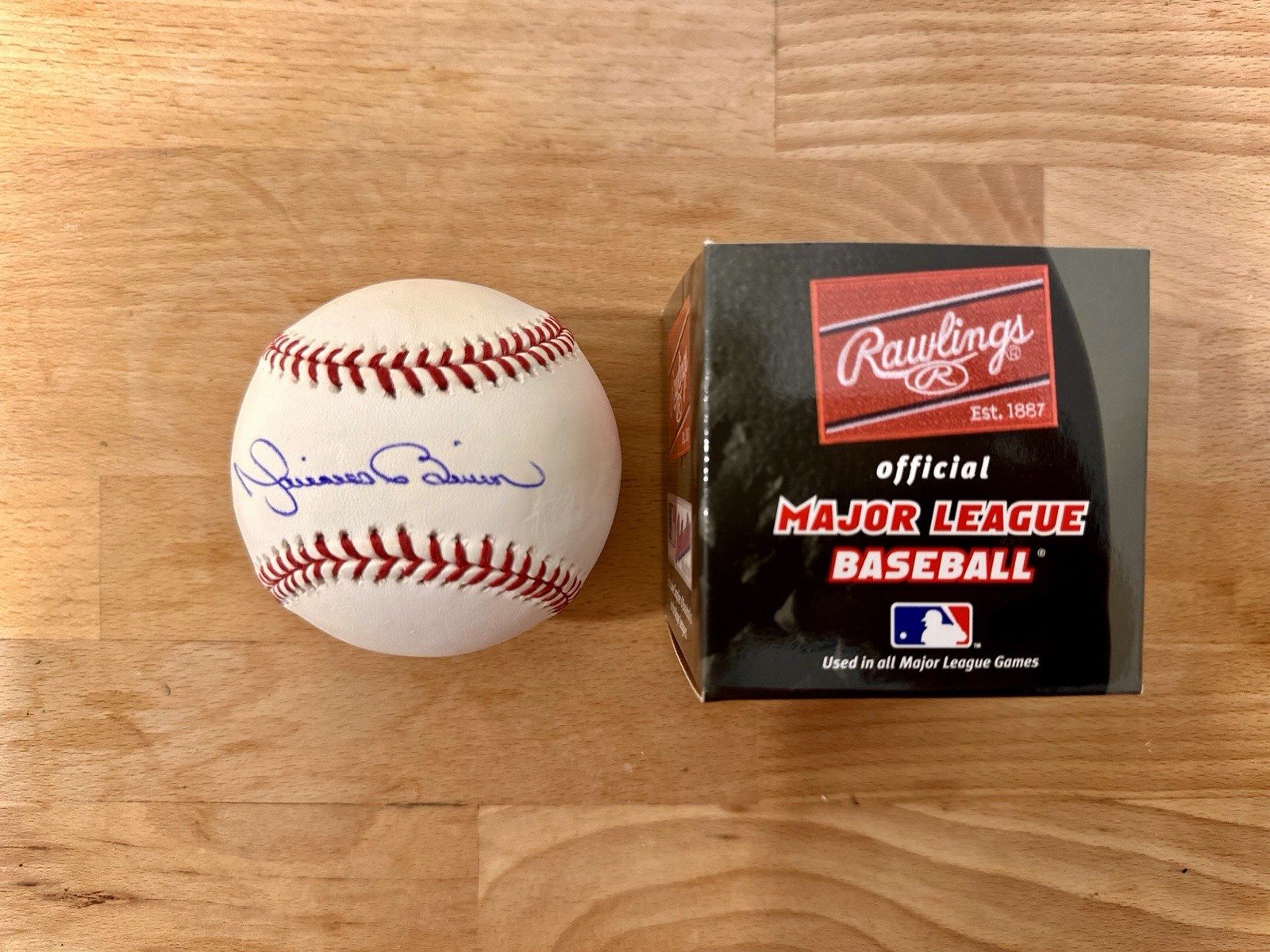 Rawlings Official MLB Autographed Baseball Steiner Sports Authenticated