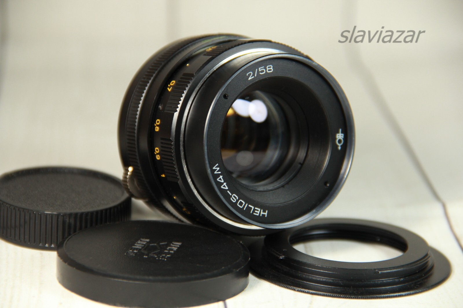 Vintage Helios 44M Lens w/ Trioplan Bubble Effect - M42 Mount / Pro Serviced