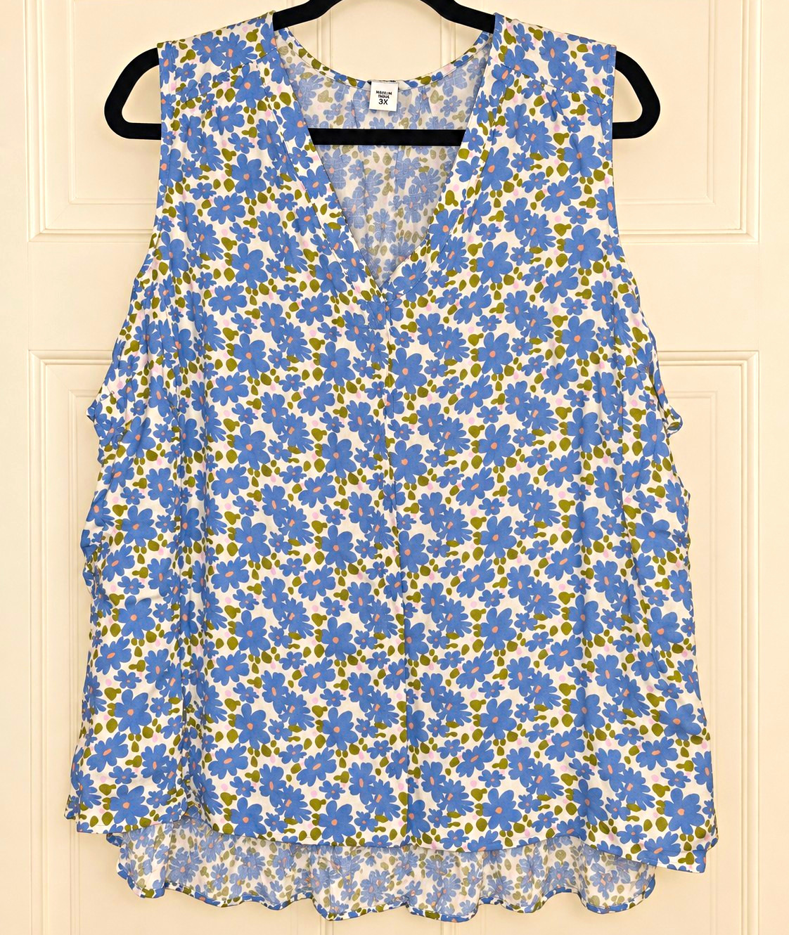 Sonoma Womens Plus 3X Blue Floral Sleeveless V-Neck Ruffle Hem Rayon Top