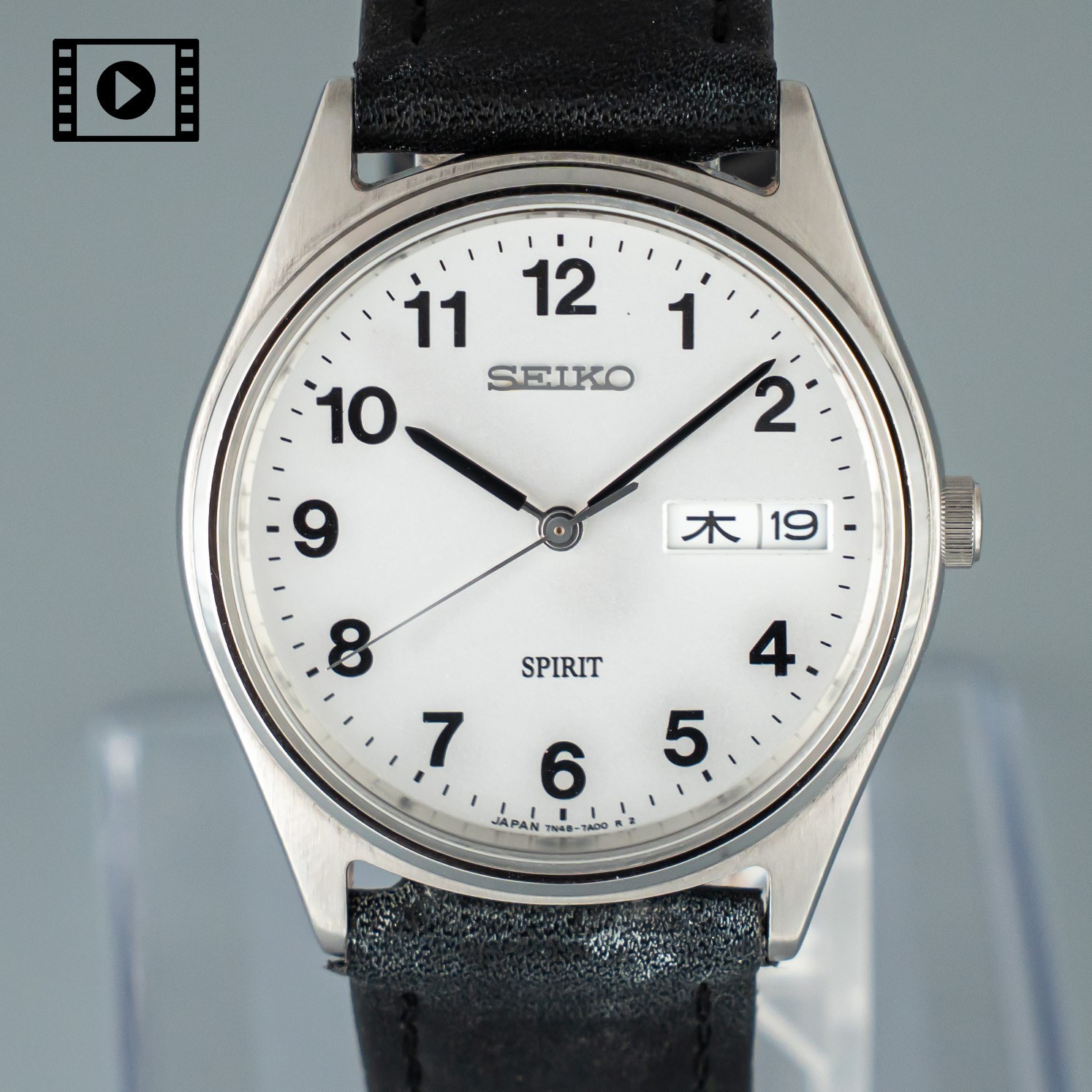 SEIKO SPIRIT 7N48-7A00 33mm Day Date Kanji Quartz Mens Watch Vtg 1987 [US Stock]