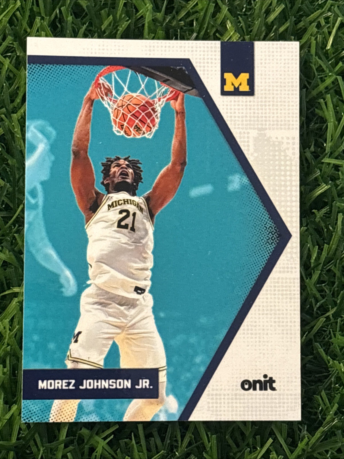 Morez Johnson Jr. 2025-2026 ONIT #B-8 Michigan Basketball Teal Parallel Morez Johnson Jr. 2025-2026 ONIT #B-8 Michigan Basketball Teal Parallel