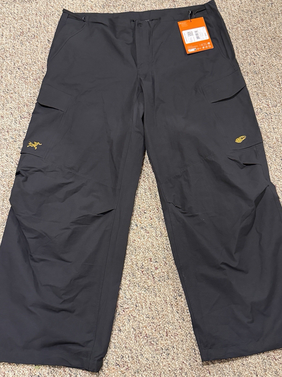 New Arc’teryx X Beams Jogen Pants, Men’s XL, 24K Black