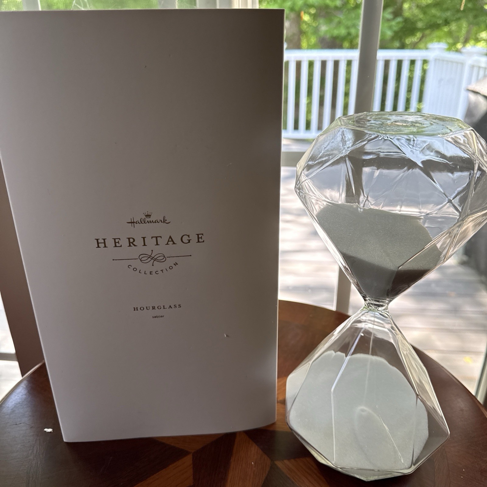 Hallmark Heritage Collection Glass Hourglass 2017 12” HTF Hallmark Heritage Collection Glass Hourglass 2017 12” HTF