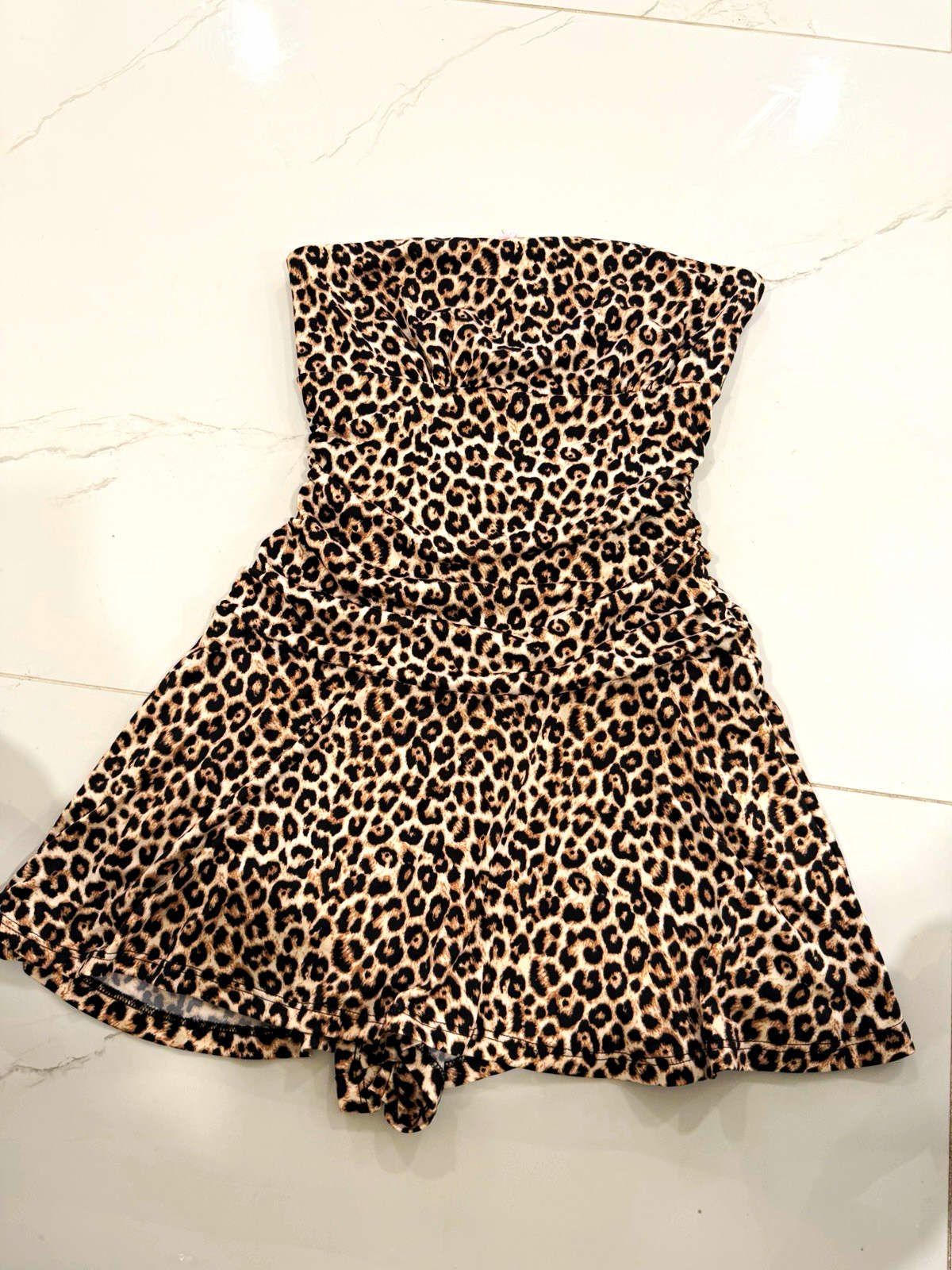 J for Justify Women\'s Strapless Sleeveless Leopard Animal Print Romper M J for Justify Women\'s Strapless Sleeveless Leopard Animal Print Romper M