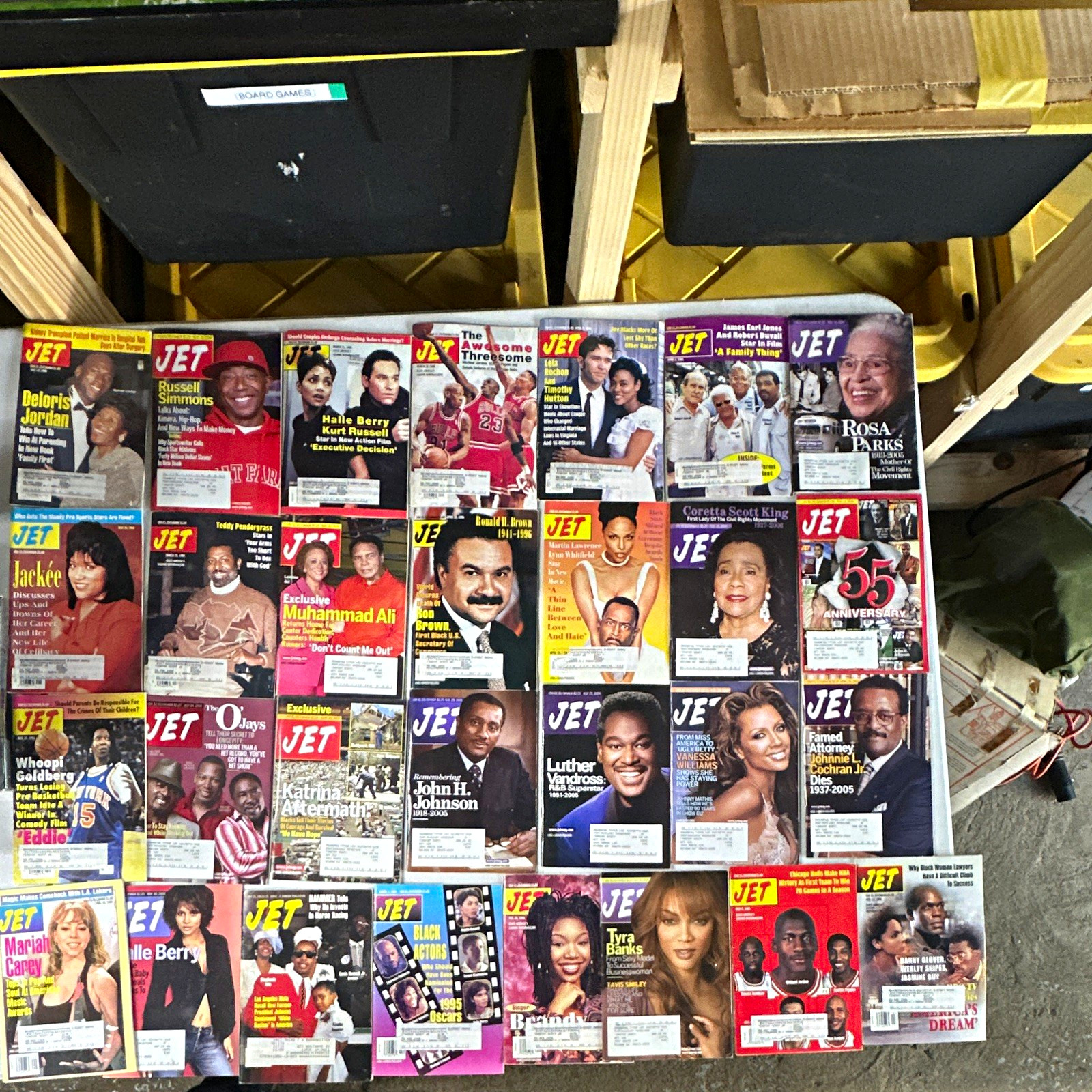 JET Magazine Lot, Multiple Issues, Black Americana Michael Jordan Halle Berry JET Magazine Lot, Multiple Issues, Black Americana Michael Jordan Halle Berry