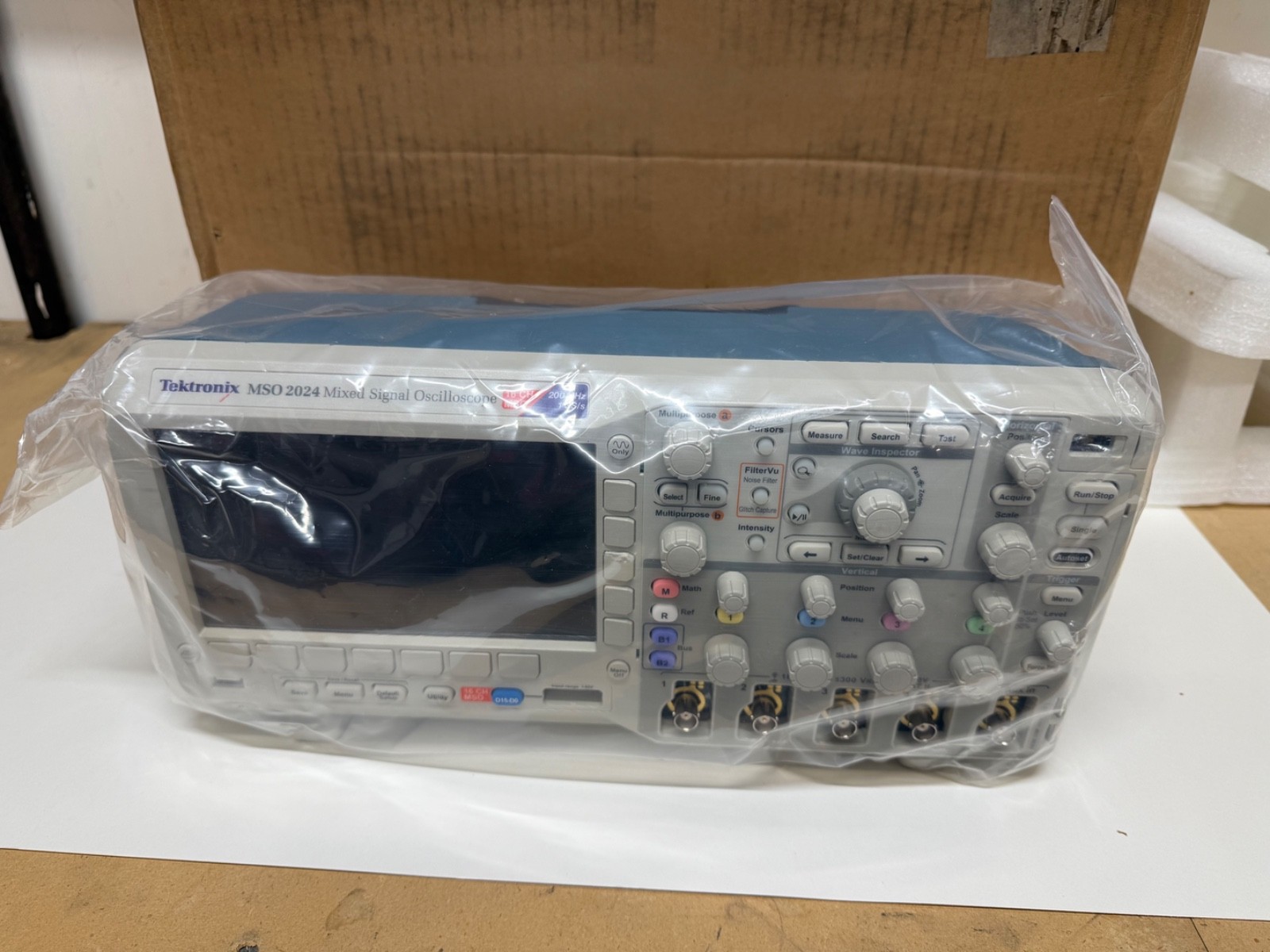 Tektronix MSO 2024 200MHz 4 Channel Mixed Signal Oscilloscope -- NEW