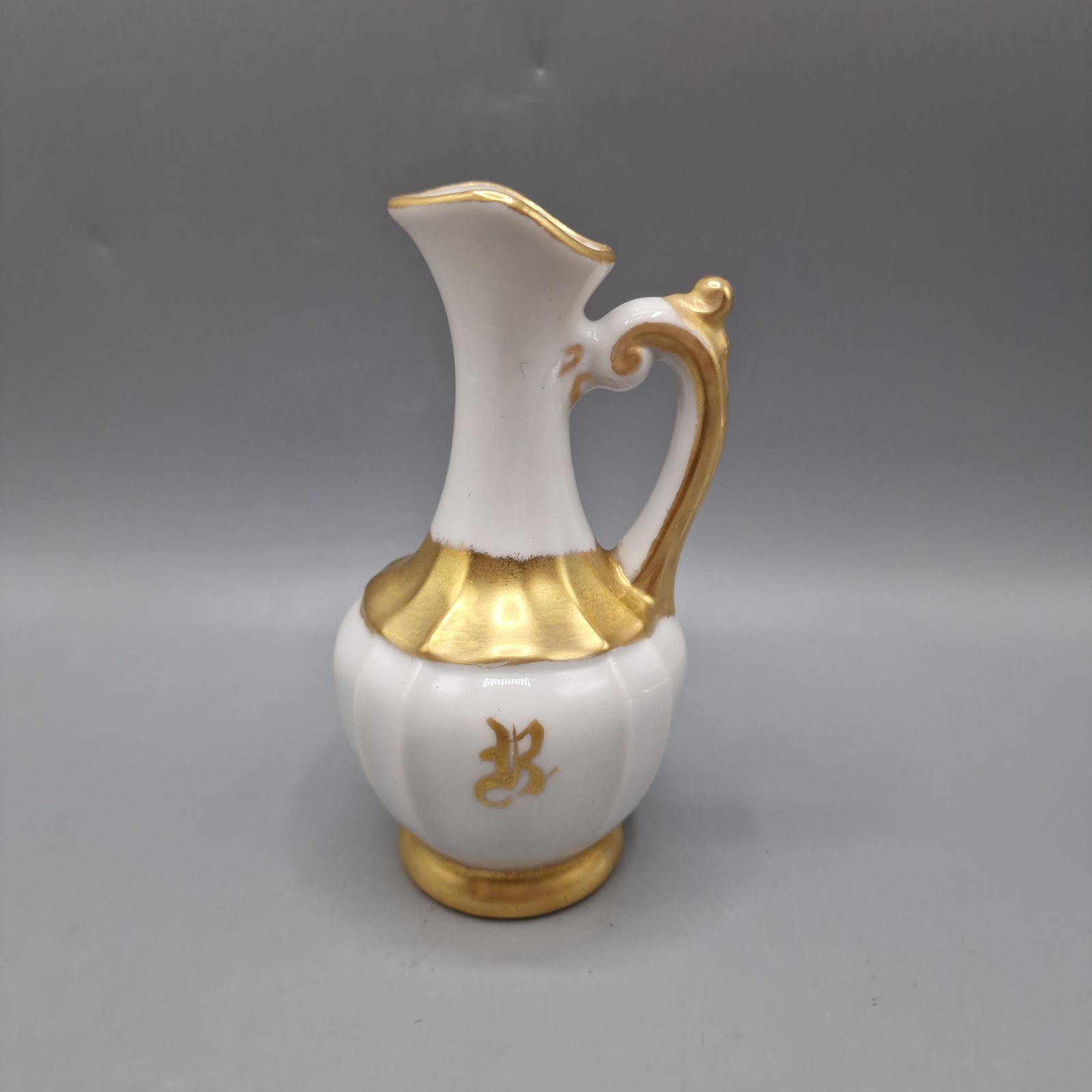 VTG A.R.R 52 Japan Porcelain Miniature Pitcher Vases Gold Trim White Monogram R