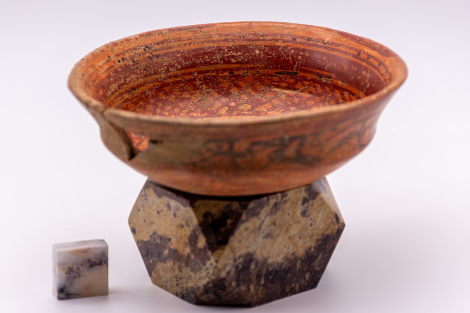 Mayan bowl Mesoamerica El-Salvador pre-columbian post-classic Mayan bowl Mesoamerica El-Salvador pre-columbian post-classic