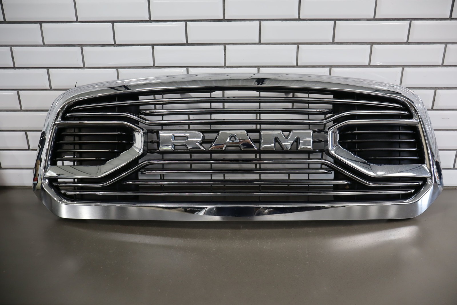 2013-2023 Ram 1500 Grille 68094301AC OEM