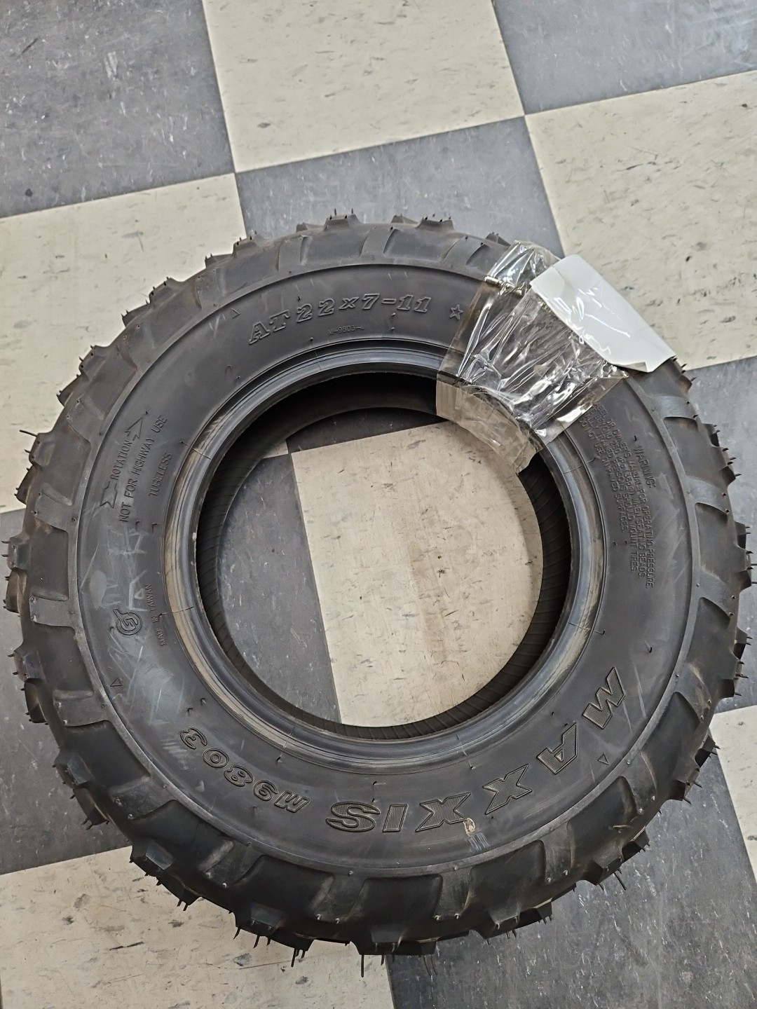 44711-HM8-B61 GENUINE HONDA OEM/NOS TIRE (22X7-11) 44711-HM8-B61WO 44711-HM8-B61 GENUINE HONDA OEM/NOS TIRE (22X7-11) 44711-HM8-B61WO