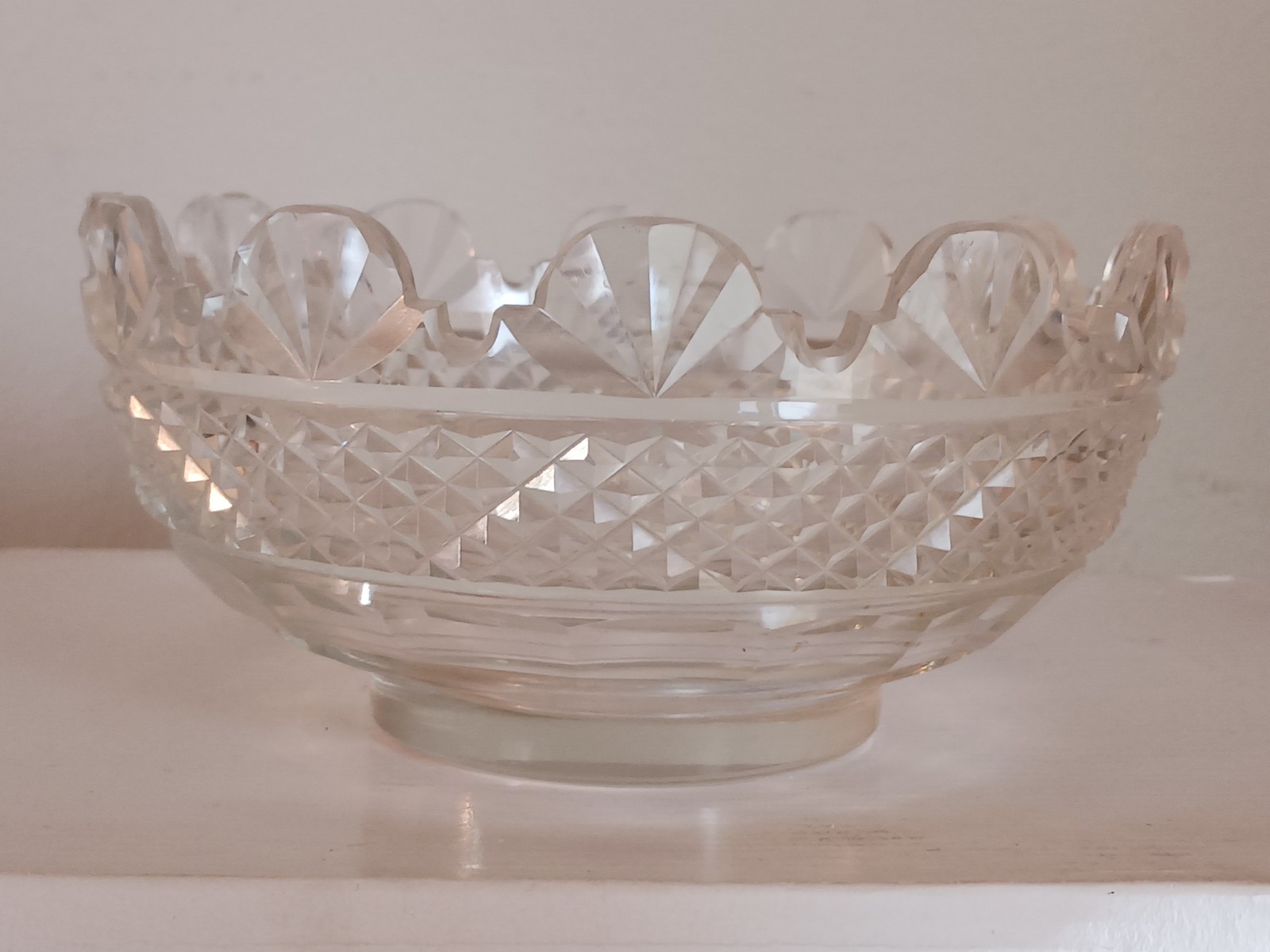 Vintage Waterford Crystal Centerpiece Bowl 6 inch Master Cutter 1945-1955 Vintage Waterford Crystal Centerpiece Bowl 6 inch Master Cutter 1945-1955