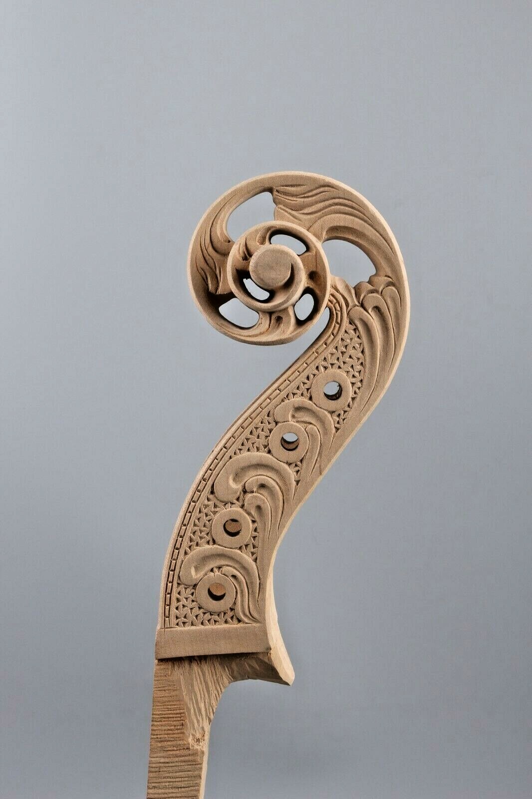 Master Hand Carved 4string 4/4 Cello Neck Maple Cello parts High Quality