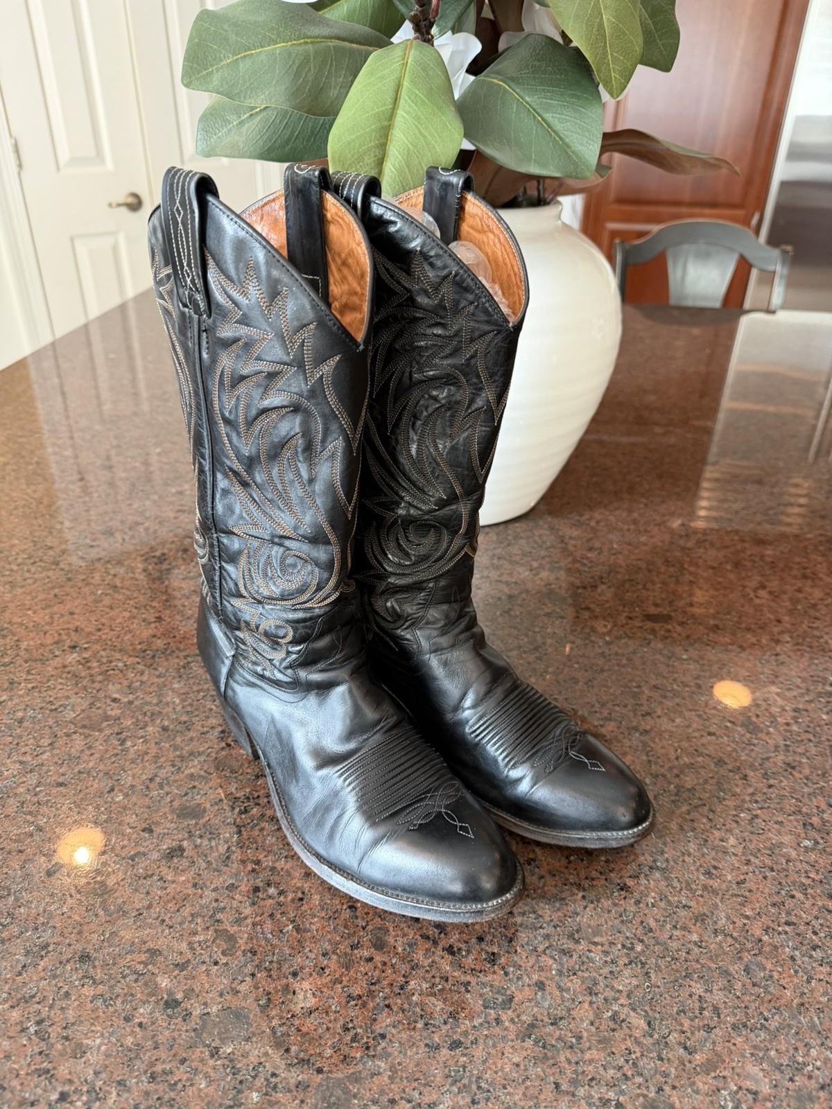 Vintage Dan Post Made In Spain 5X Black Leather Cowboy Western Boots Men’s 9D Vintage Dan Post Made In Spain 5X Black Leather Cowboy Western Boots Men’s 9D
