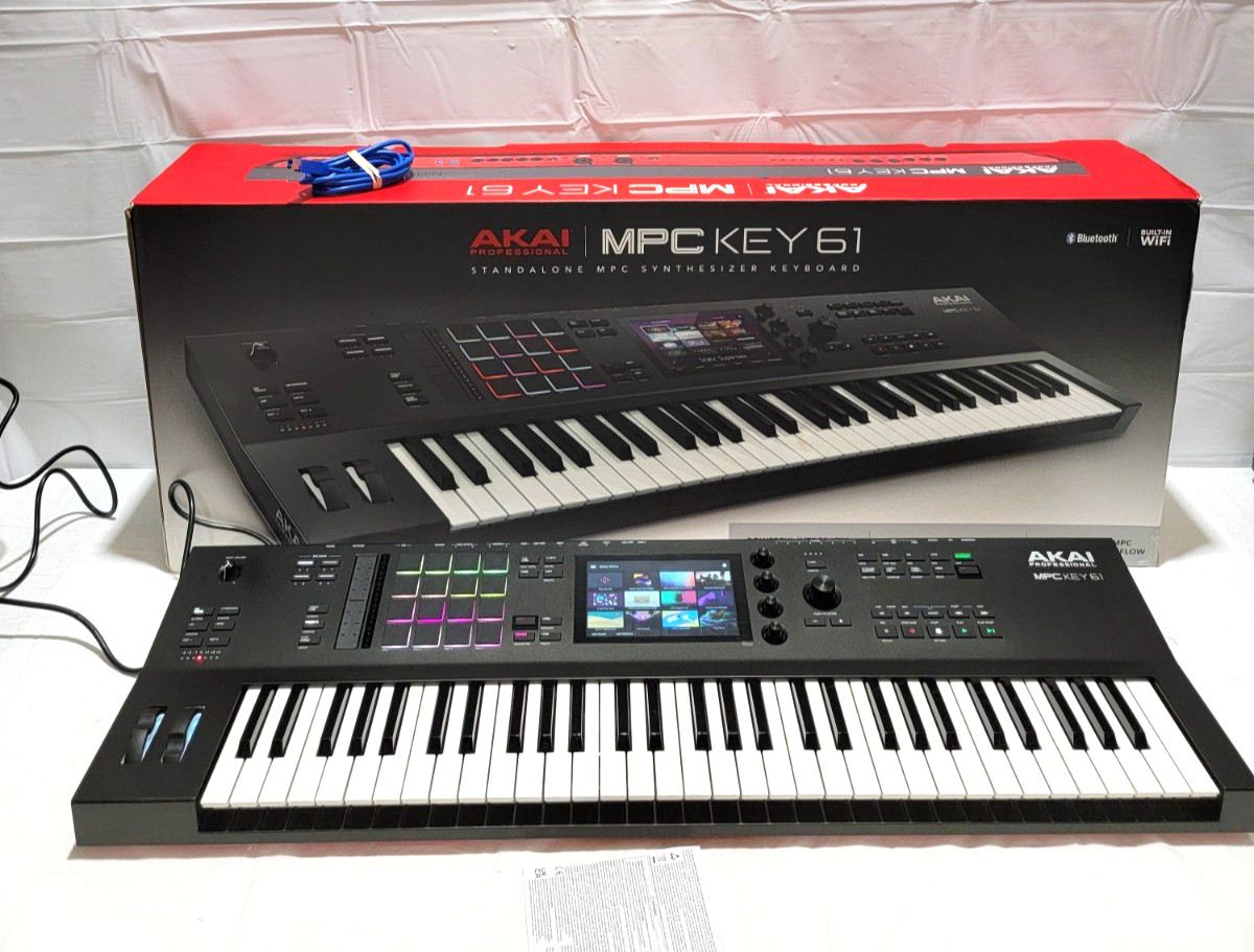 Akai MPC Key 61 Professional Standalone Synthesizer Keyboard In Original Box