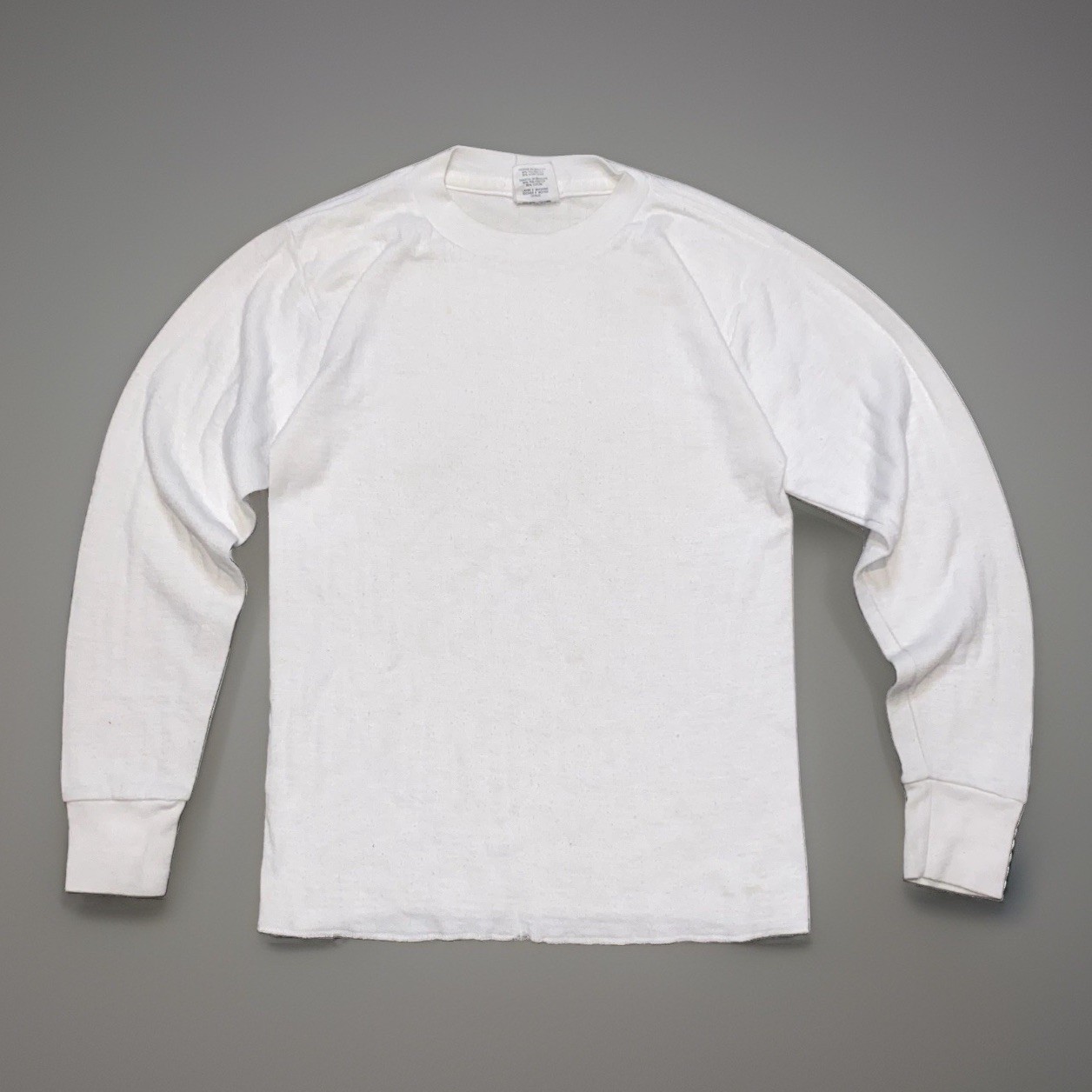 True Vintage White T-Shirt Long Sleeve USA Made Women Size M Medalist Allen À