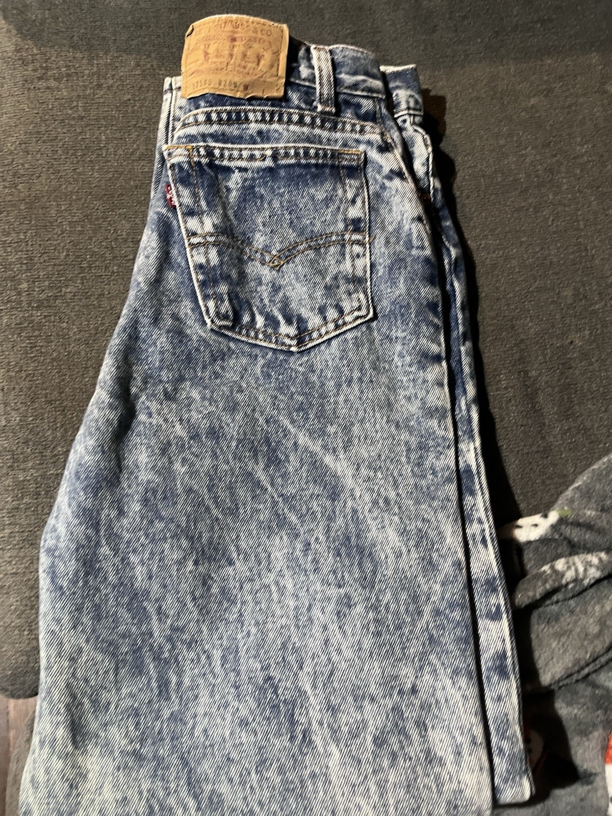 1980s Vintage Women’s High Waist Denim Levi’s Jeans size 11
