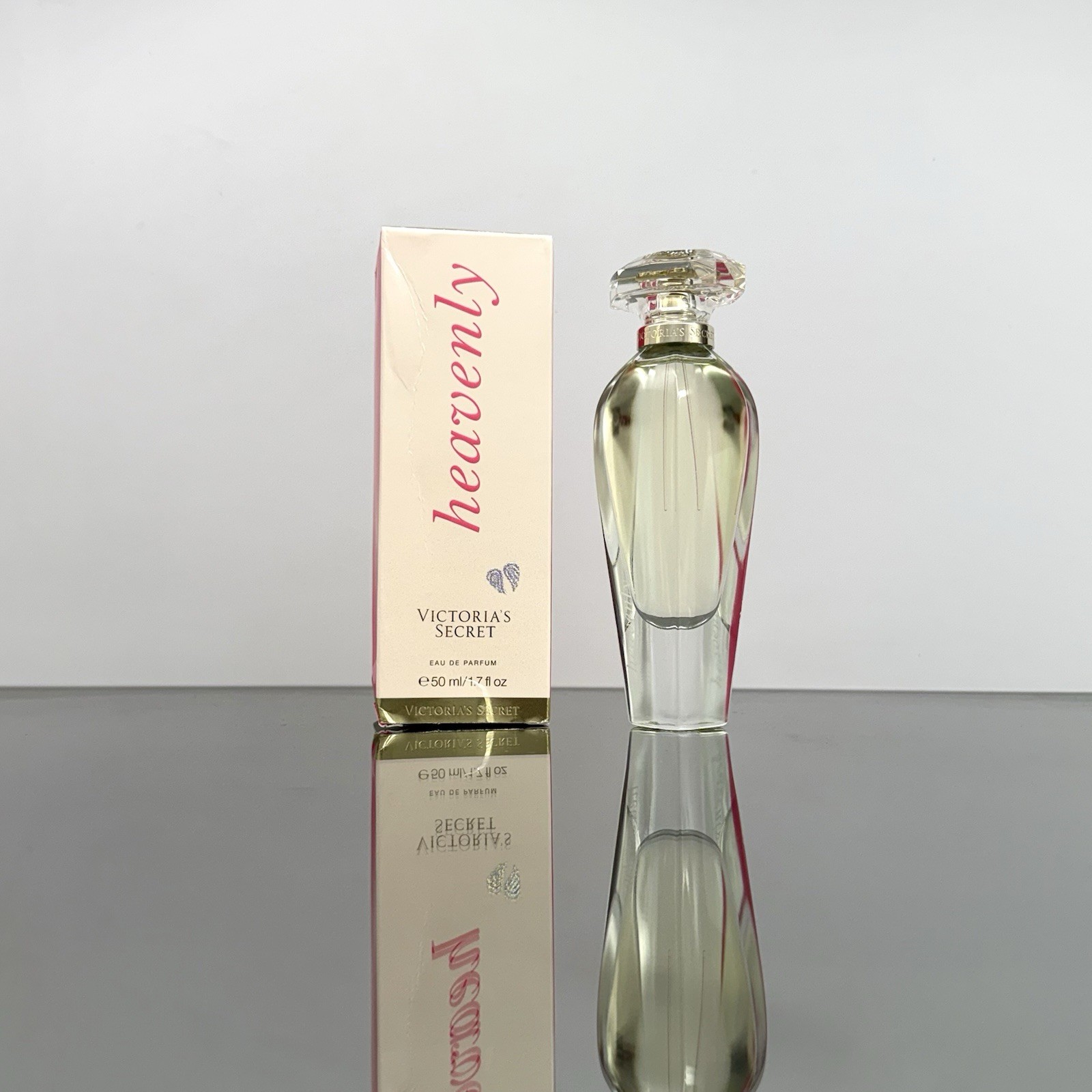 Victoria\'s Secret HEAVENLY Women EDP 1.7oz-50ml Spray New Rare Vintage (BJ46 Victoria\'s Secret HEAVENLY Women EDP 1.7oz-50ml Spray New Rare Vintage (BJ46