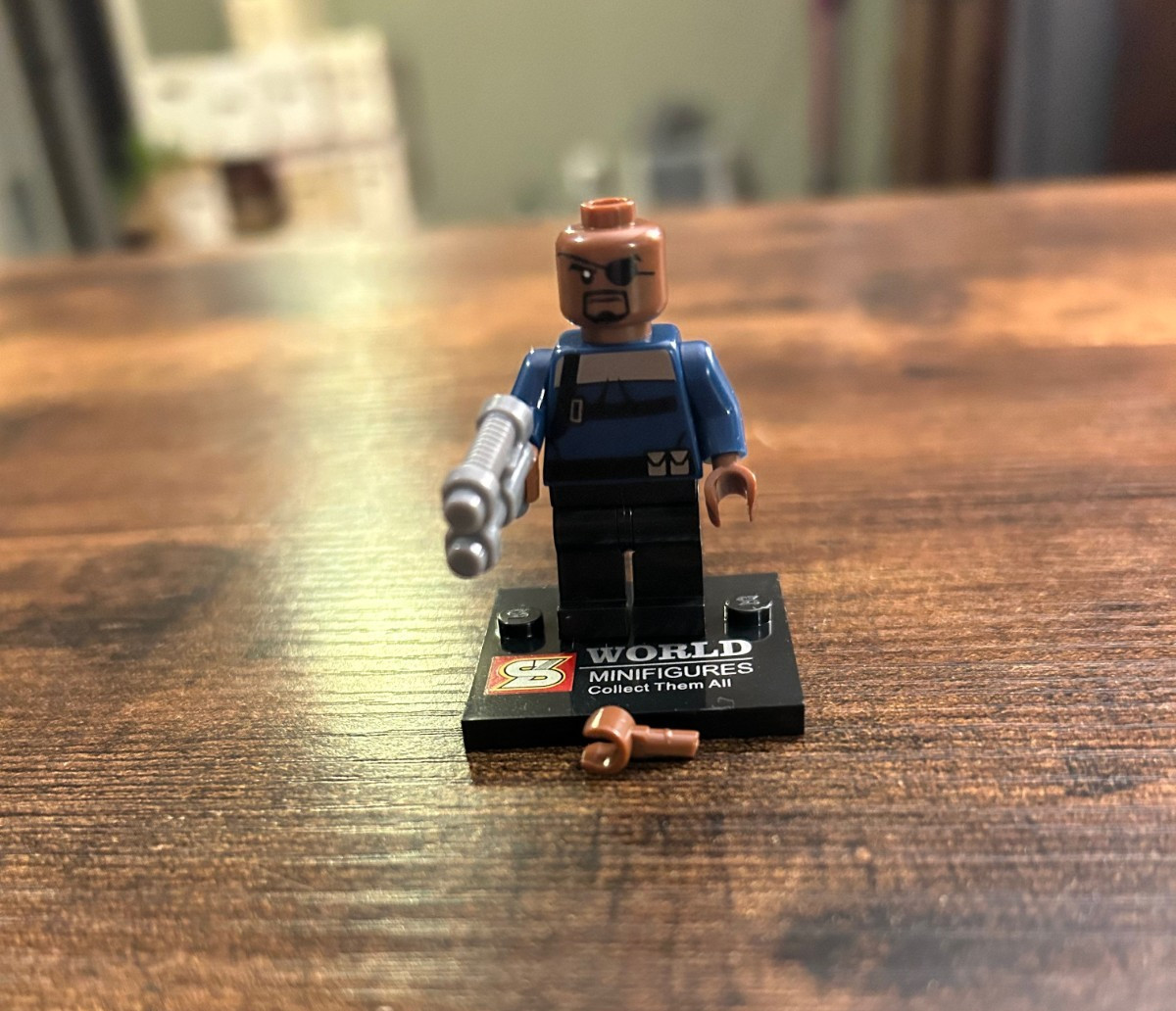 Custom Legolike Nick Fury Minifigure S-World NOT LEGO Custom Legolike Nick Fury Minifigure S-World NOT LEGO