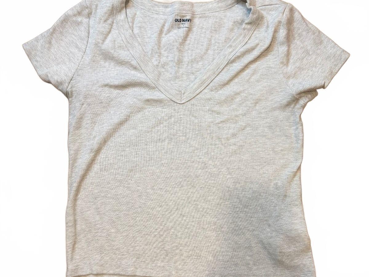 Old Navy Womens L Snug Ribbed V Neck T Shirt Oatmeal Cream Fitted Stretch Tee Old Navy Womens L Snug Ribbed V Neck T Shirt Oatmeal Cream Fitted Stretch Tee