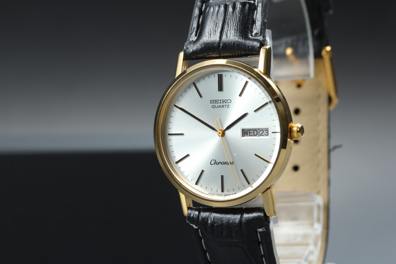 Vintage 1985 Seiko Chronos 7433-800A JNR Award Gold Day-Date Mens Watch JAPAN