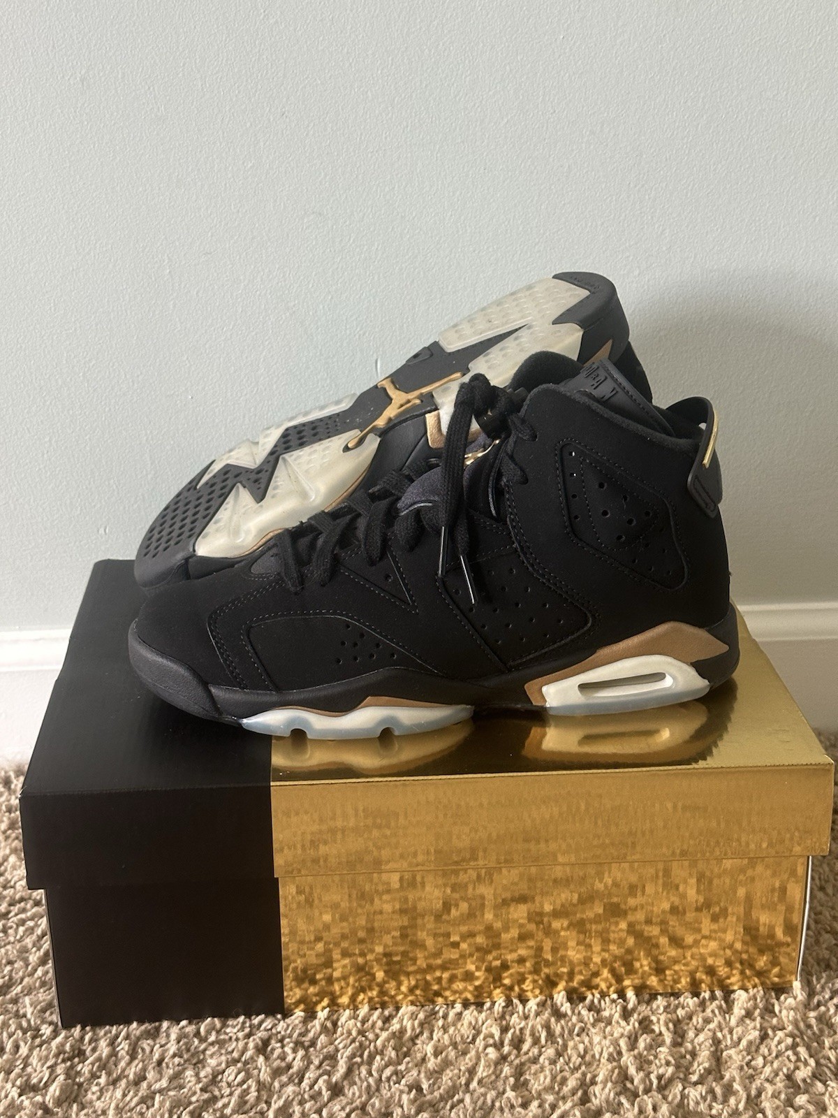 Jordan Air Jordan 6 Retro Defining Moments Black/Metallic Gold CT4954-007 Jordan Air Jordan 6 Retro Defining Moments Black/Metallic Gold CT4954-007