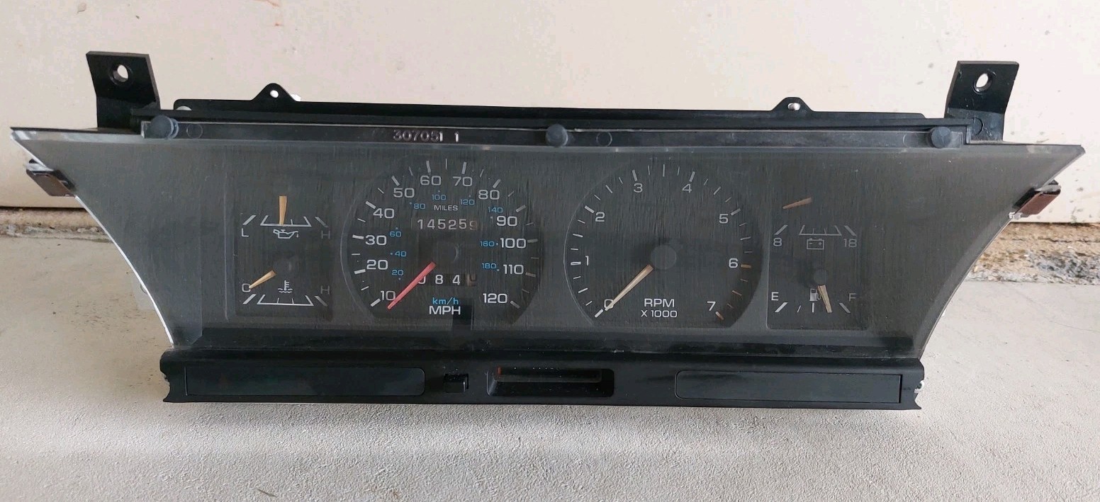 1994 CHRYSLER LE BARON SPEEDOMETER INSTRUMENT GAUGE CLUSTER OEM 1994 CHRYSLER LE BARON SPEEDOMETER INSTRUMENT GAUGE CLUSTER OEM