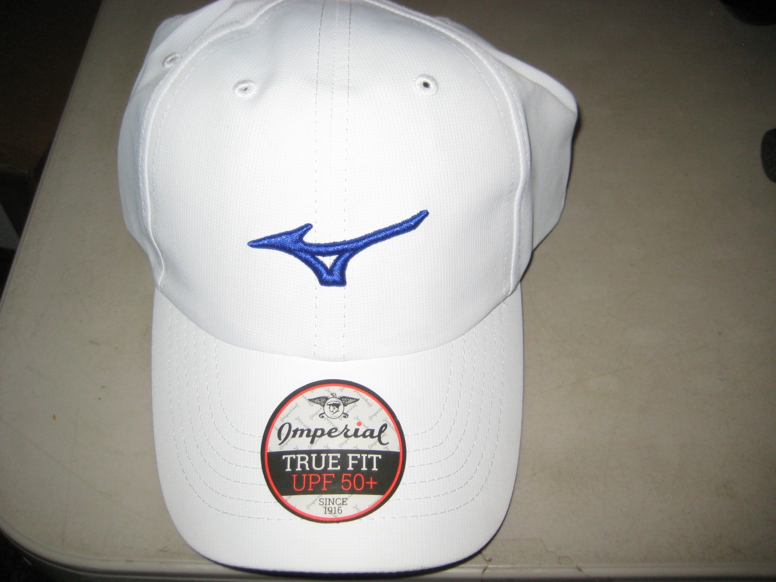 BRAND NEW Mizuno Imperial Tour True Fit  Tour cap White with Blue hat deal