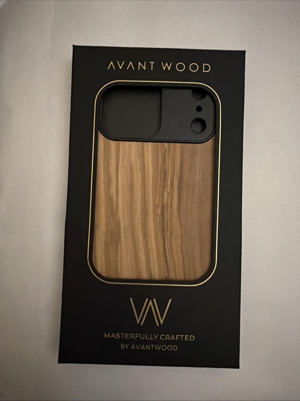 Avant Wood real RoseWood Case For Iphone 17/18 Pro Max NEW