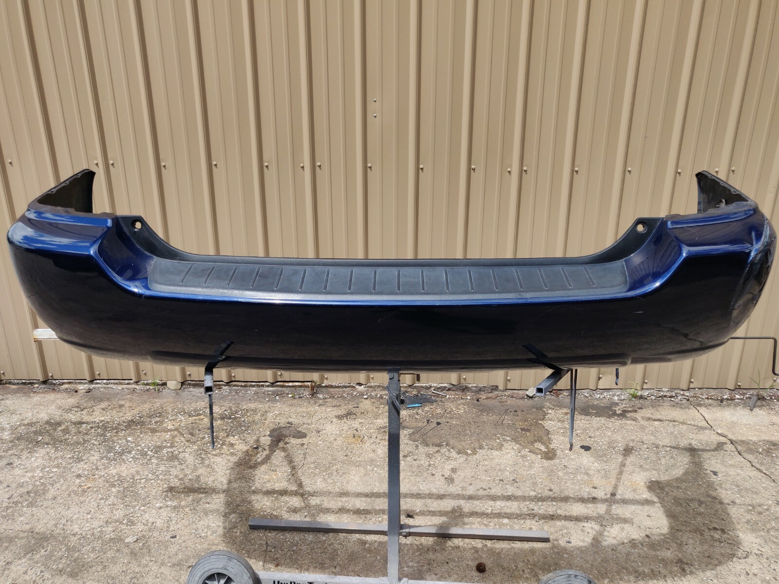 OEM 2004-2007 Toyota Highlander Rear Bumper Cover