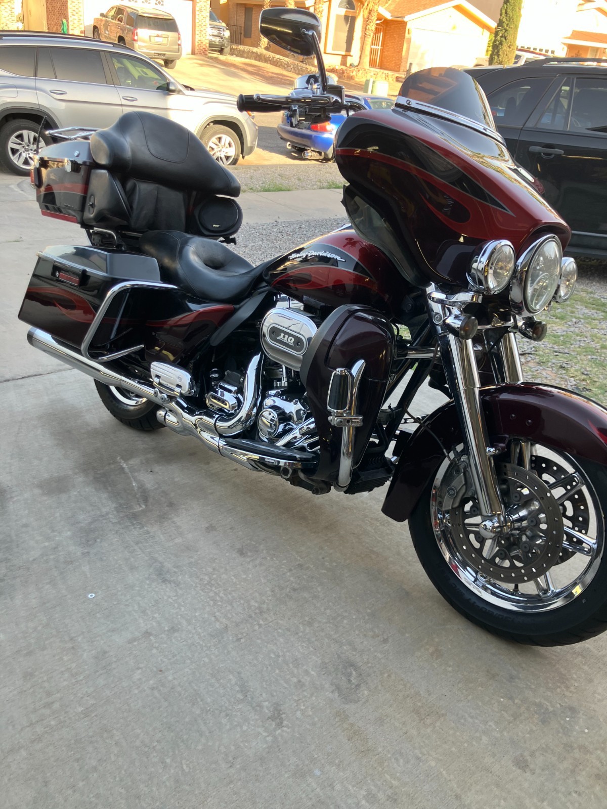 2013 HARLEY-DAVIDSON FLHTCUSE CVO ULTRA CLASSIC ELECTRA GLIDE
