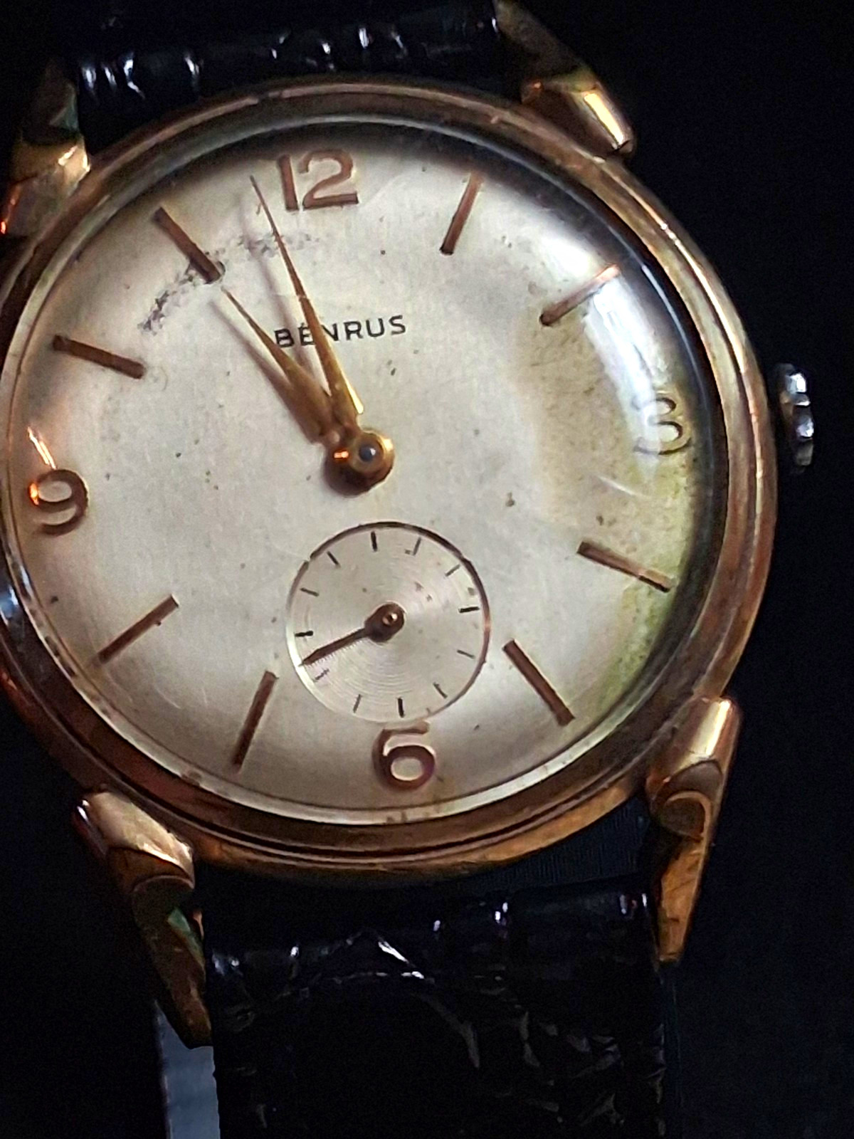Benrus Vintage 17J Manual Mechanical Watch Small Seconds Gold/Steel Black