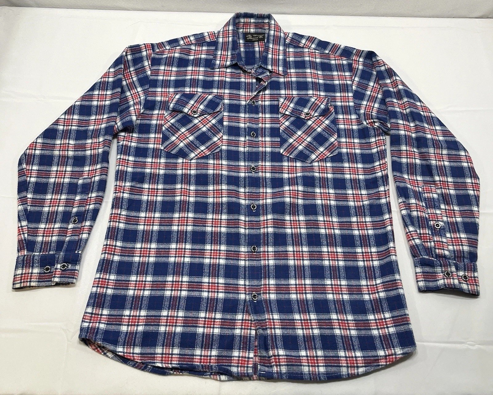 The Vermont Flannel Co. Men\'s Plaid Long Sleeve Button Up Shirt Size Medium The Vermont Flannel Co. Men\'s Plaid Long Sleeve Button Up Shirt Size Medium