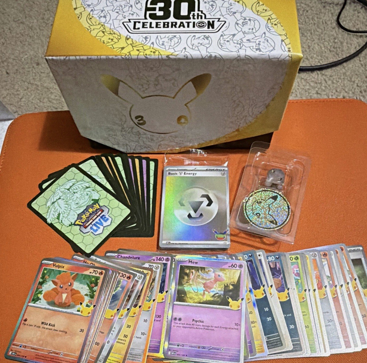 Nintendo Pokemon TCG 30th Celebration 50-card bulk sale + ETB box dice codes etc Nintendo Pokemon TCG 30th Celebration 50-card bulk sale + ETB box dice codes etc