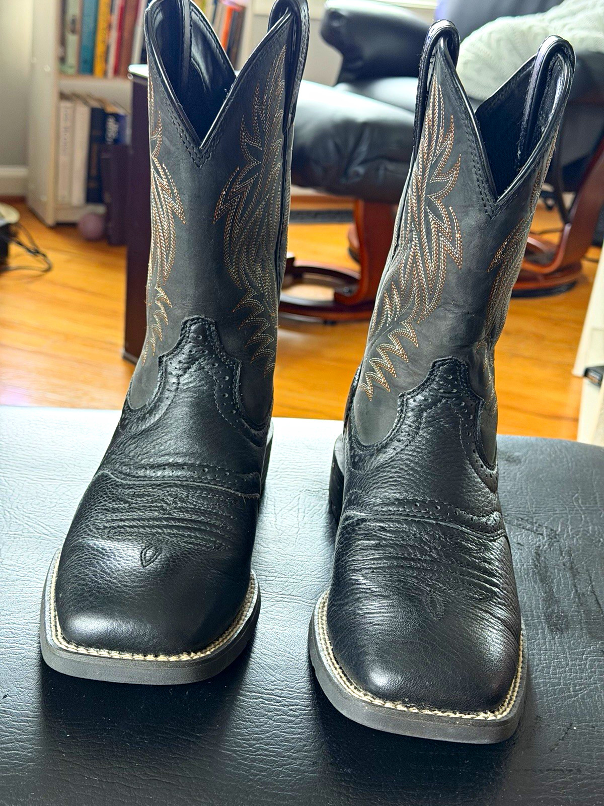 Ariat Men Black Genuine Leather Western Boots US 7D Style 10016292, New w/o Box