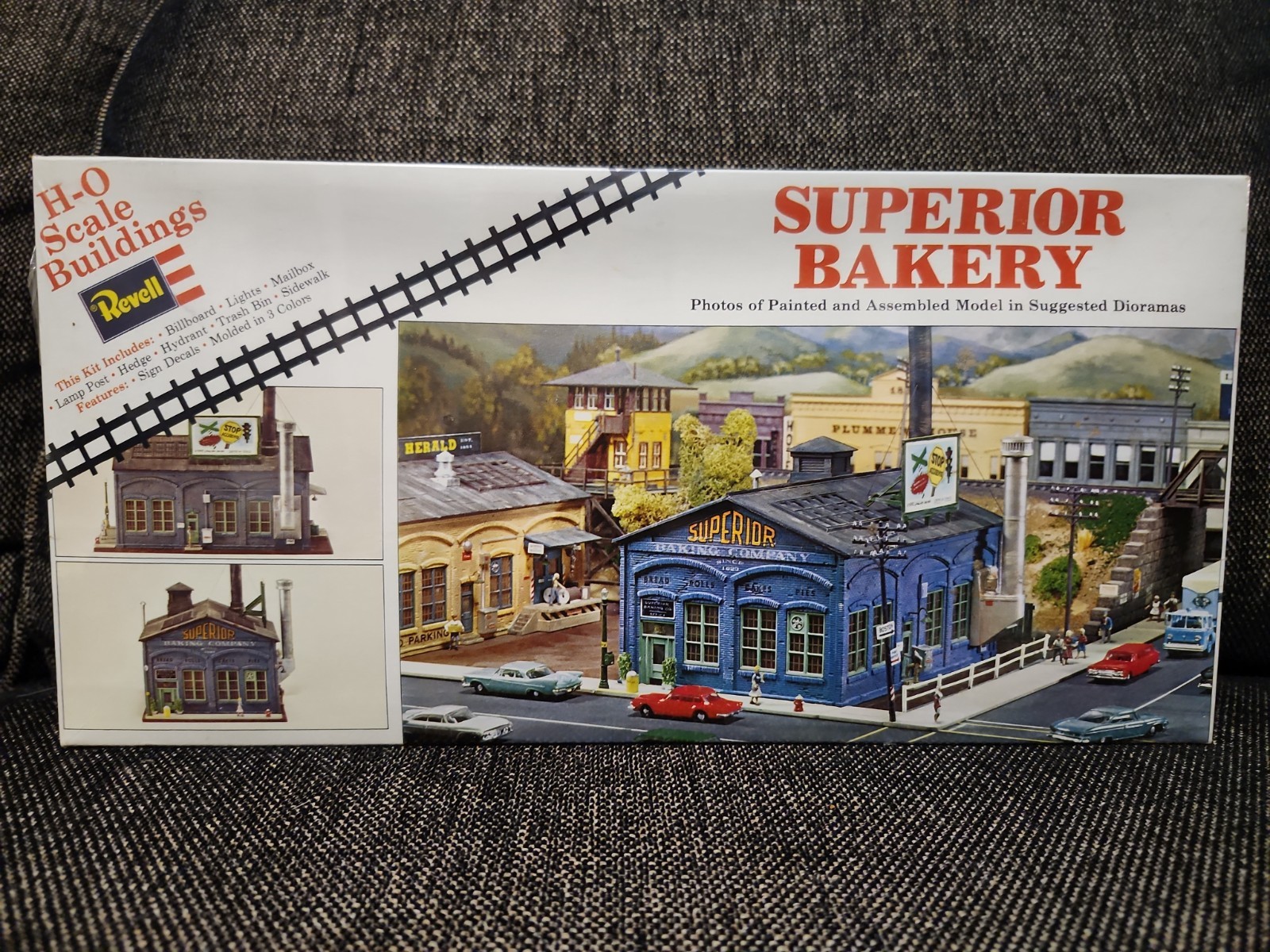 Vintage Revell HO Scale Superior Bakery Building Model Kit H-997 New Sealed