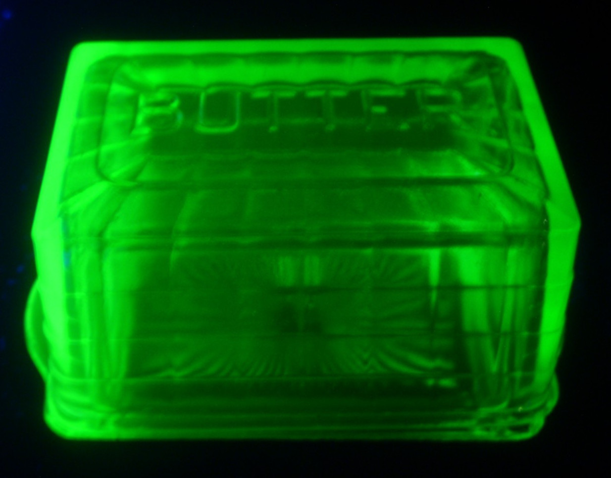 Vintage Anchor Hocking 1930’s Block Optic Green Uranium Glass Butter Dish & Lid