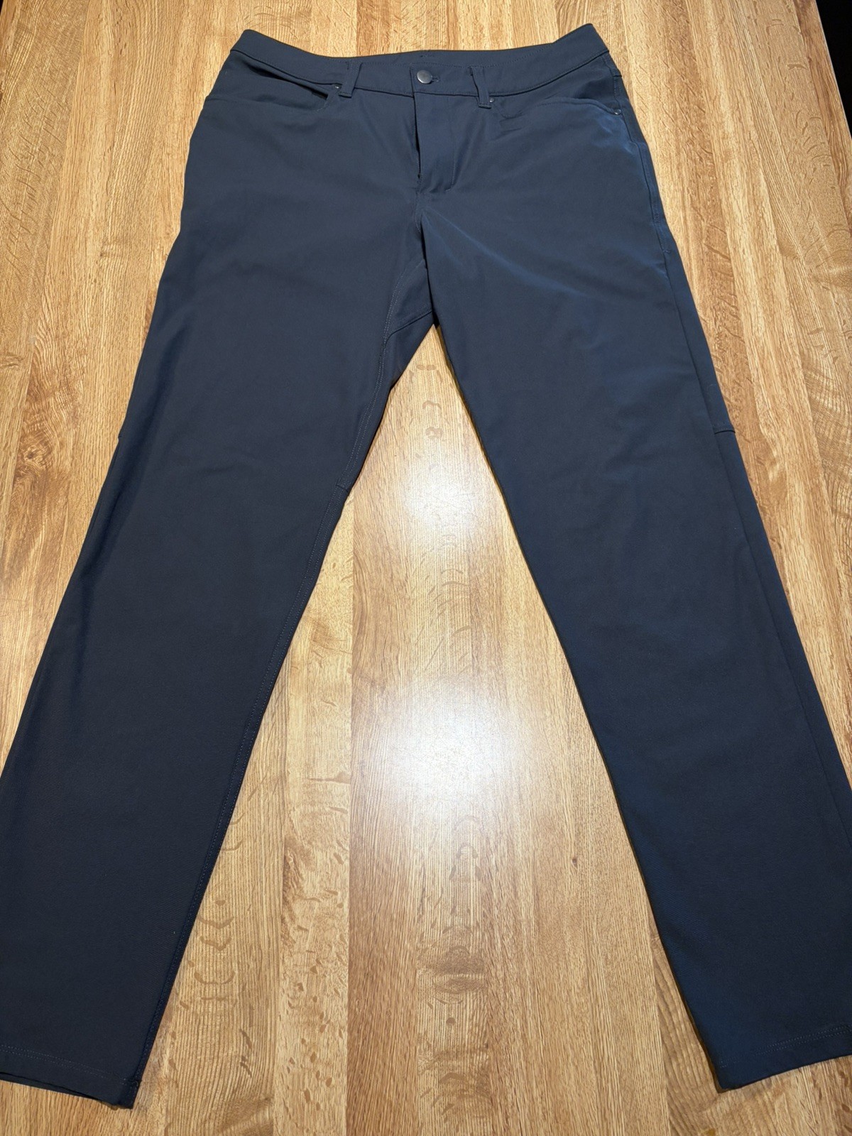 Lululemon ABC Slim Pants Men\'s 31x30 Gray Warpstreme Performance LM5AQYS
