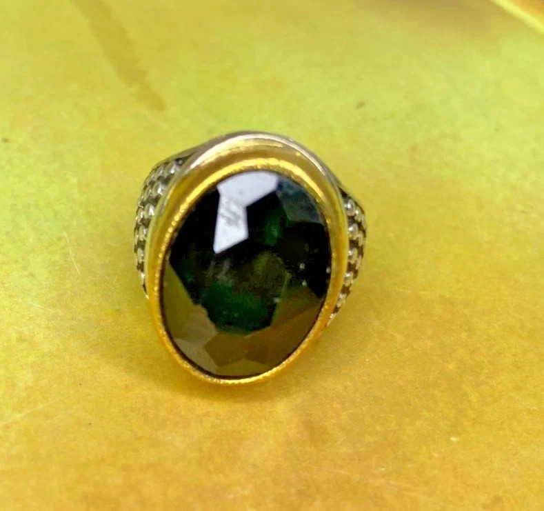 Rare King Cobra Pearl Stone Nagamani King Cobra Snake pearl MOST POWERFULL.