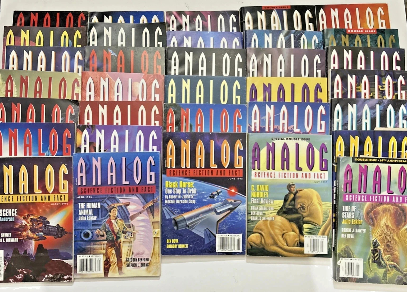 Lot of 33 Analog Science Fiction &  Fact Magazines See Pics Double Issues 1990s