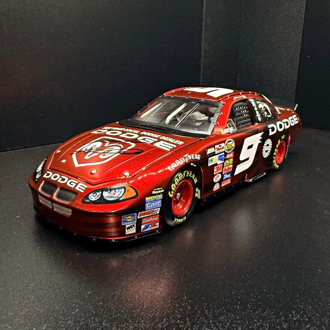 Action 1:24 Kasey Kahne #9 2004 Dodge Dealers Autographed Rookie 