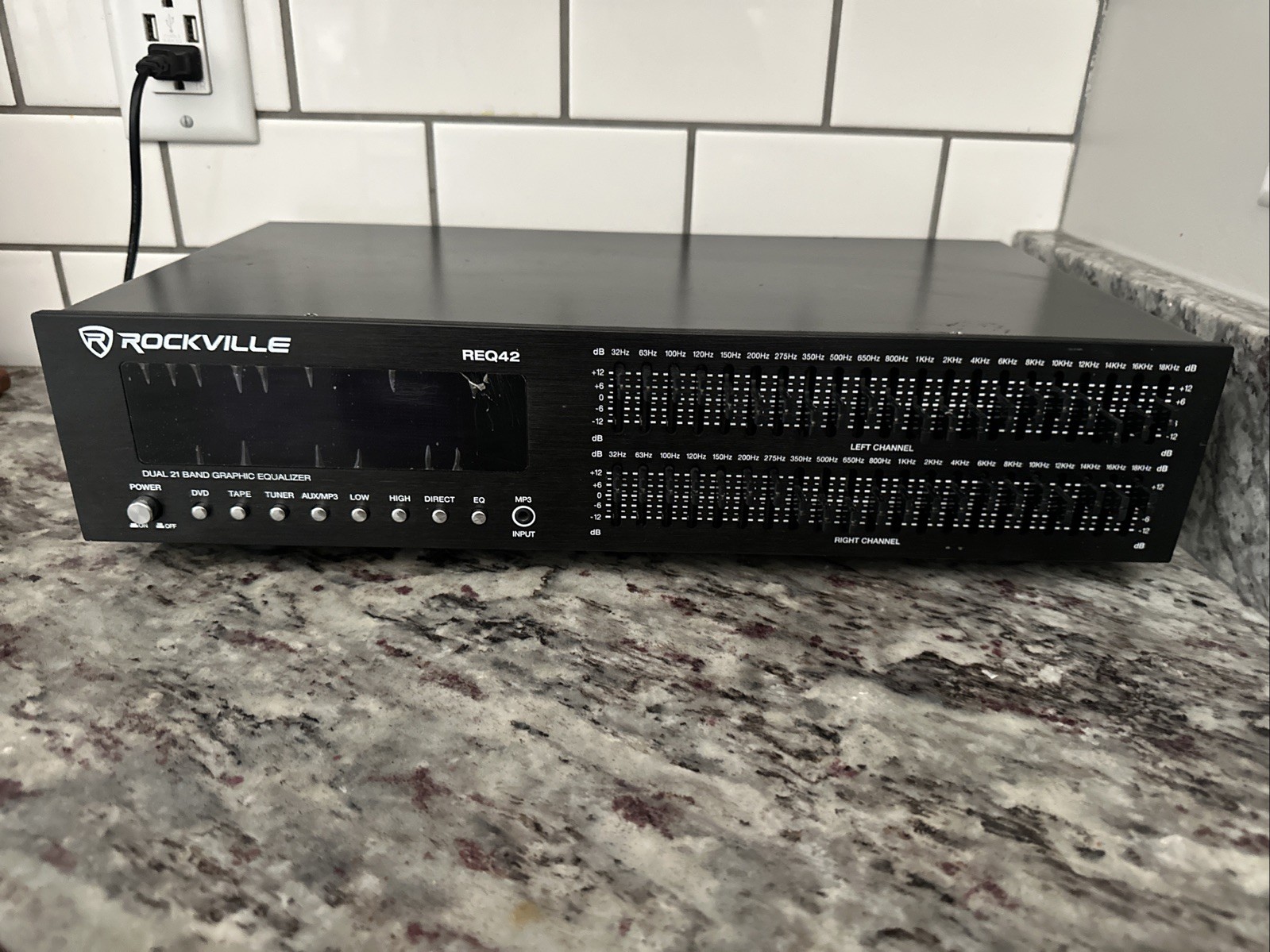 Rockville REQ42B Rack Mount Band Equalizer - Black