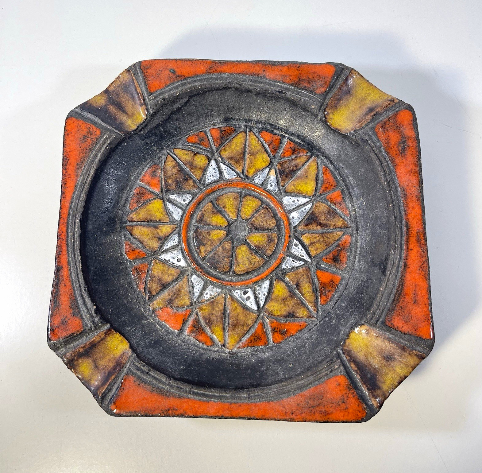 Vintage MCM Aldo Mid-Century Modern Italian Ceramic Ashtray Aldo Londi Bitossi? Vintage MCM Aldo Mid-Century Modern Italian Ceramic Ashtray Aldo Londi Bitossi?