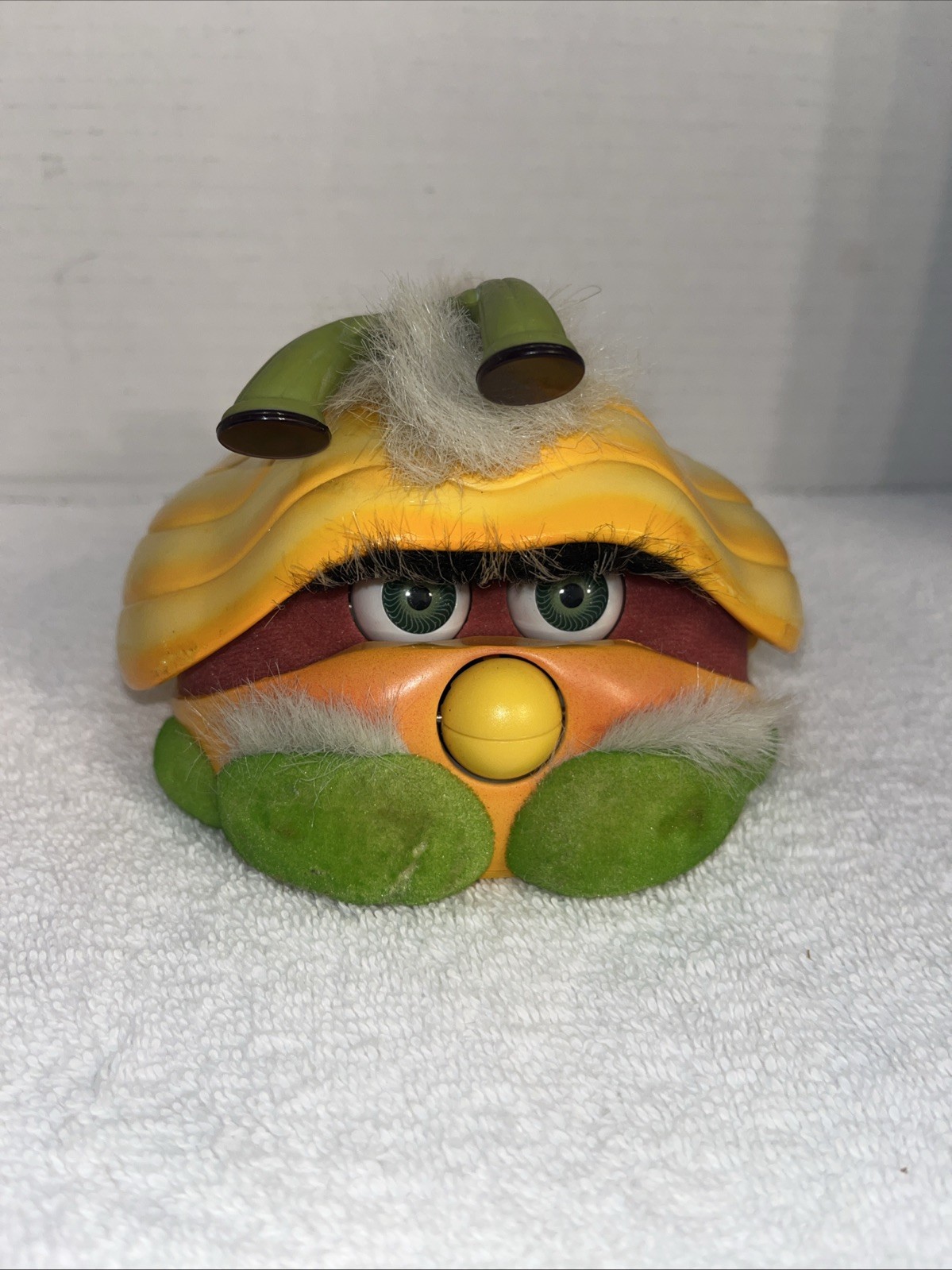 WORKING RARE Vintage 2001 Lemon Drop Shelby Clam Furby Hasbro Tiger Electronics