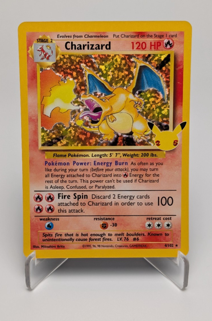 Charizard - 4/102 Celebrations Classic Collection 25th Anniversary - Pokemon NM